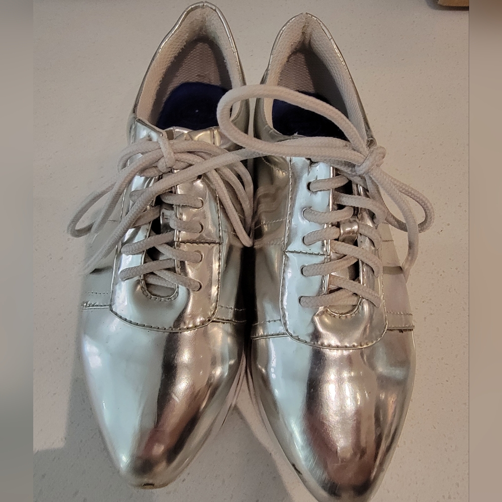 Jeffrey Campbell Silver Metallic Platform Sneakers Size 7